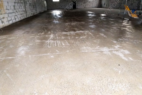 Обеспыливание бетонного пола на складе